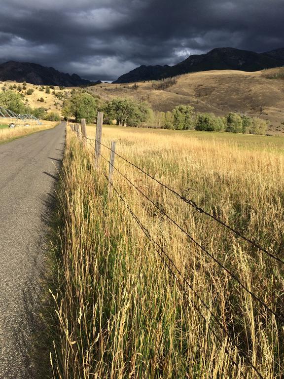 Pine Creek Cabin Livingston Montana Bagian luar foto